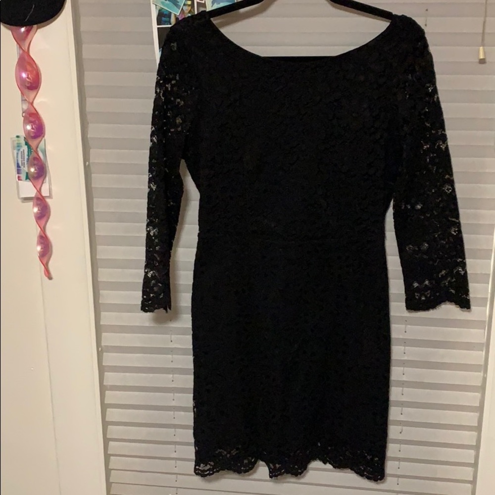 Forever21 black lace dress